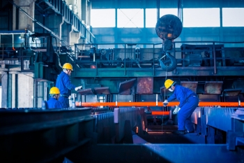 Produção da indústria catarinense cresce 12% nos acumulado dos últimos 12 meses