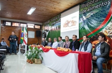 Agritu Sementes entrega R$ 428.790,00 em royalties à Epagri