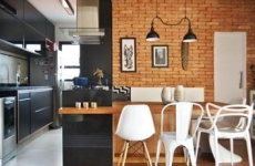 Apartamento ganha uma atmosfera acolhedora e propicia para convivência