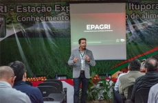 Agritu Sementes entrega R$ 428.790,00 em royalties à Epagri