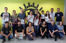 Alunos do SENAI Alto Vale recebem homenagem